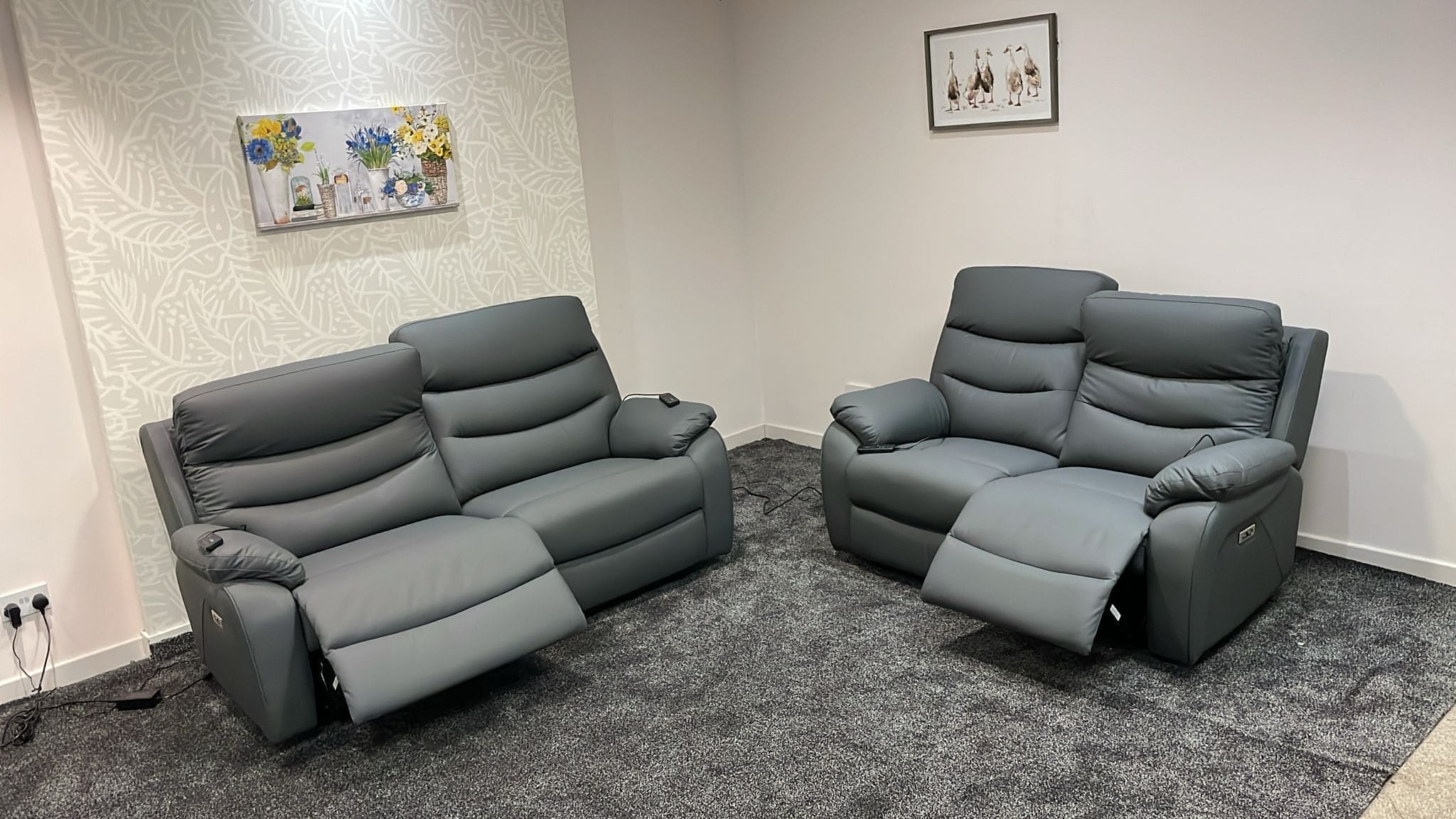 "Bertie" Grey Leather Electric Reclining Massage Sofa Range With Power Headrests & USB Charging Ports For Ultimate Comfort - Image 23