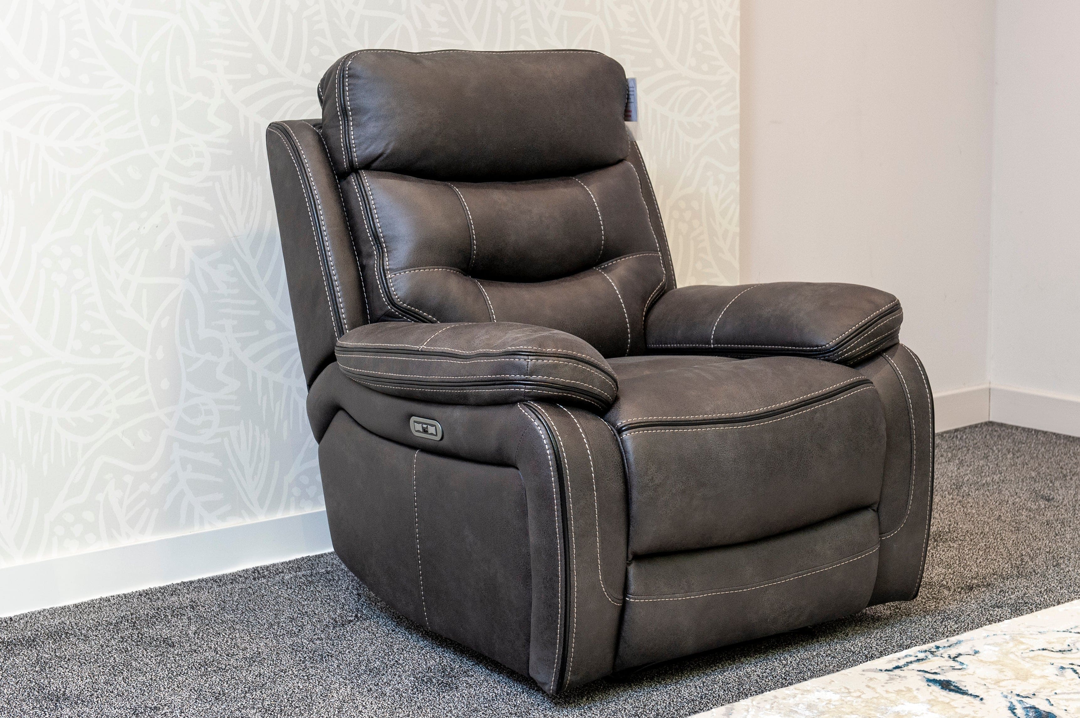 Cinema Sofa | Drinks Coolers | Wireless Charging | Bluetooth Speakers | Power Adjustable Headrests | Express Smart Tech 2 Seater Fabric Power Recliner Sofa With Drinks Console 2 Seater + 2 Armchairs Tech Fabric Recliner Sofa Set - Image 6
