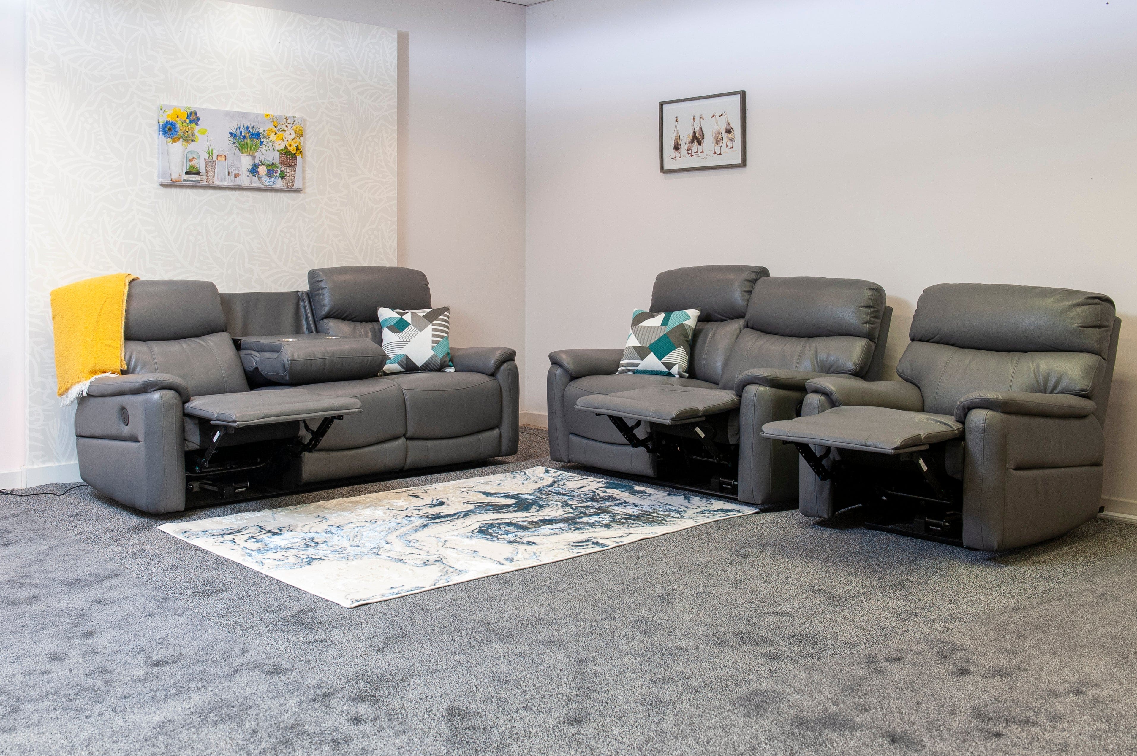 Charcoal Grey Milano Leather Electric Reclining Sofa Range | This Suite Comes With USB Charging Ports & A Fold Down Drinks Tray Table | Couch | - Image 7