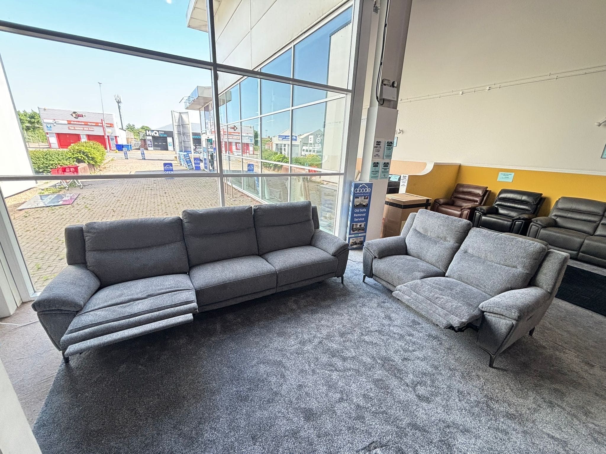 Burton - Charcoal Grey Fabric Electric Reclining 5 Seater + Armchair Sofa Suite Set | USB Ports | Space Saving Recliner - Image 3