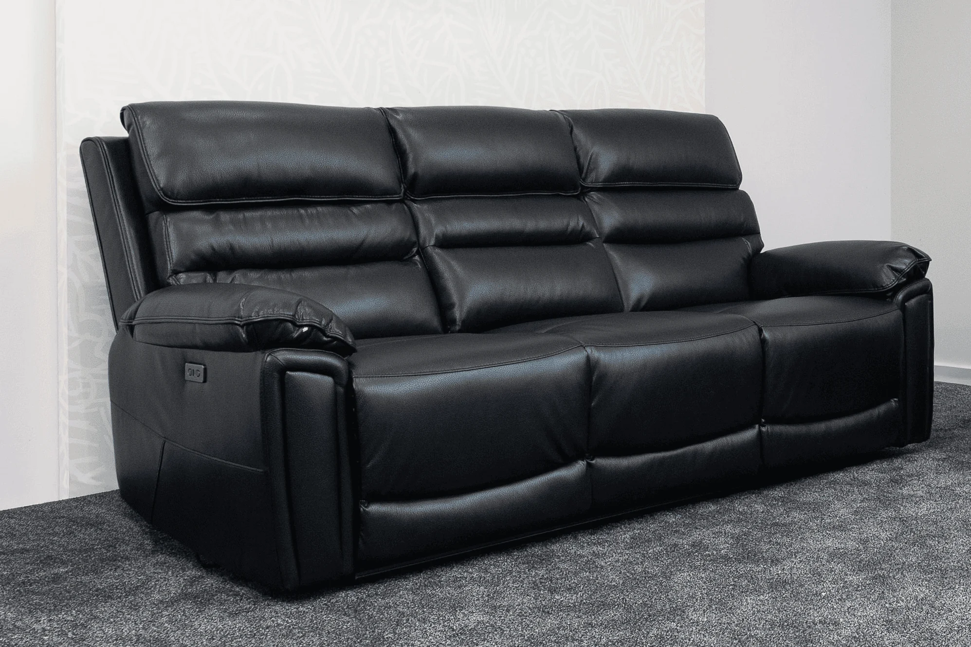 (Special Offer) Donald Black Leather Electric / Power Reclining 3 Seater Sofa With USB Charging Ports & Drop Down Tray Table - Image 3