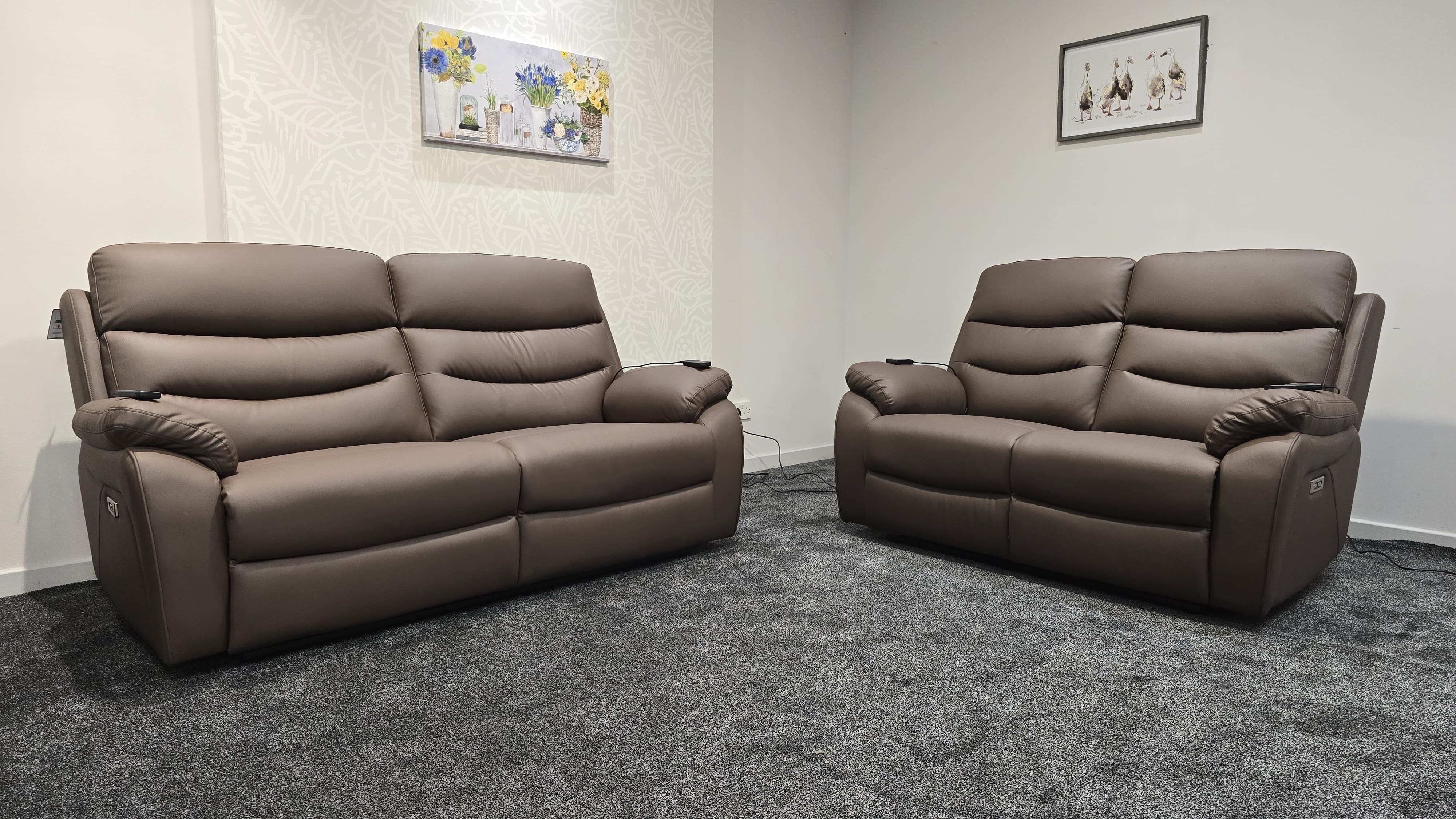 "Bertie" Brown Leather Electric Reclining Massage Sofa Range With Power Headrests & USB Charging Ports For Ultimate Comfort - Image 10