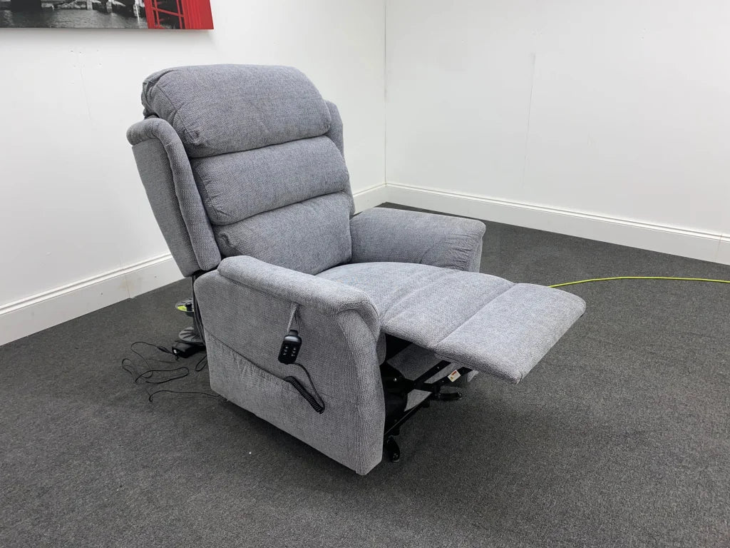 Electric Triple Motor Rise & Recliner Grey Fabric 1 Seater Sofa / Armchair - Image 3