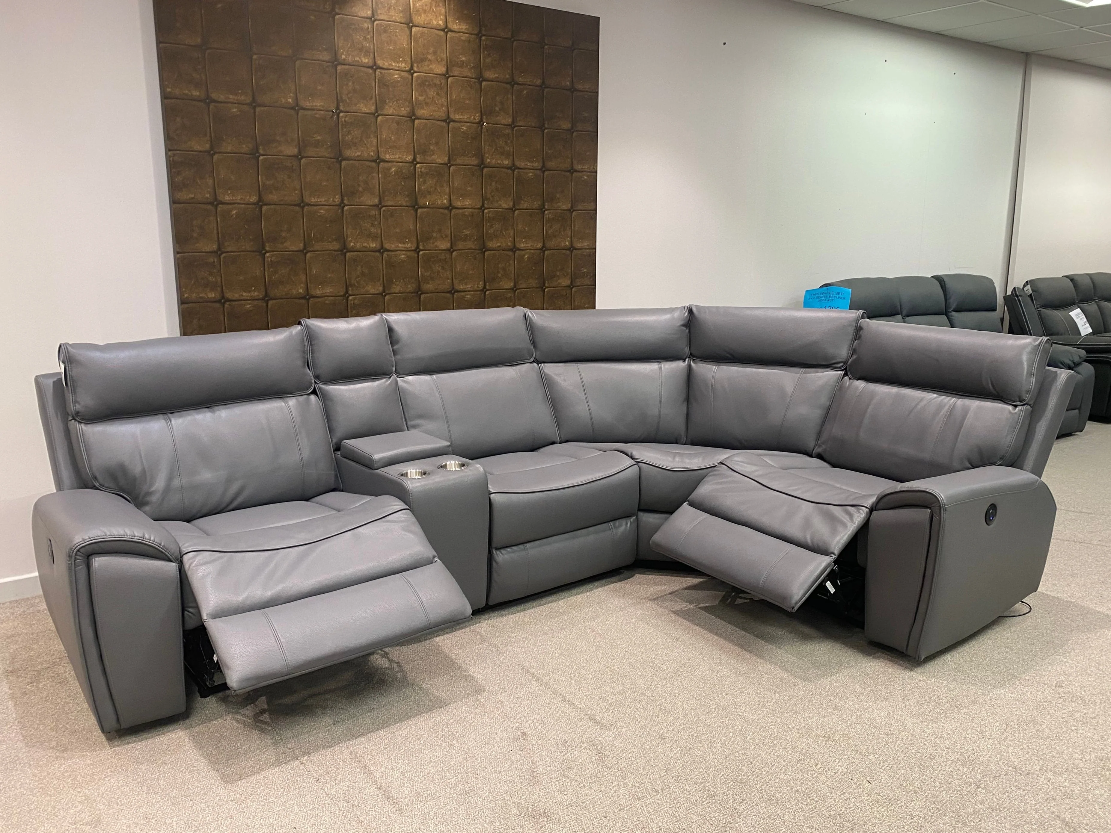 "Ronan" Grey Leather Electric Recliner Corner Sofa With USB Charing Ports + Drinks Console With Storage (Reversible)
