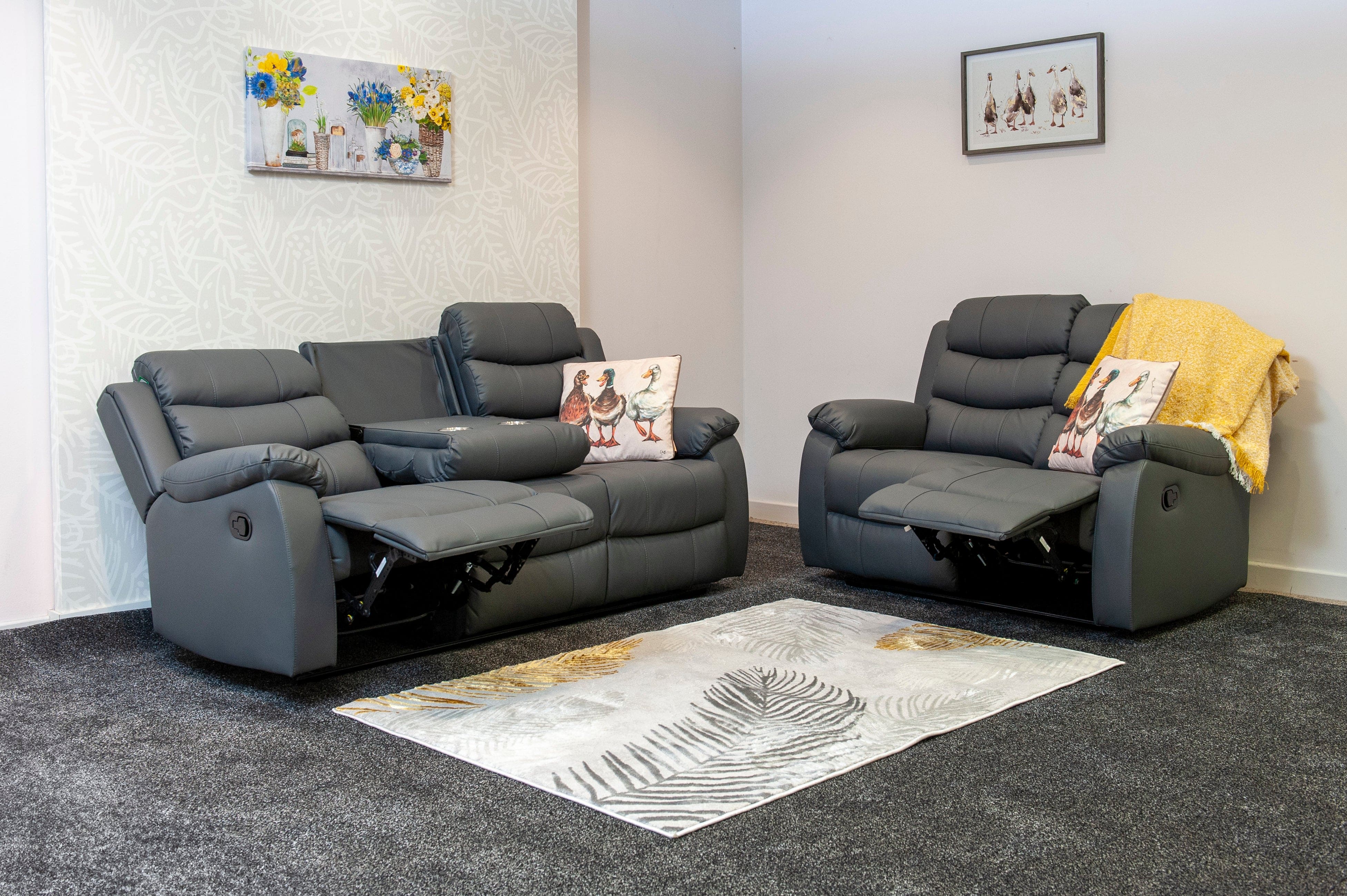 SPECIAL OFFER! Lando Grey Leather 3 + 2 Seater ELECTRIC Reclining Sofa Set With Drinks Tray Table + USB Charging Ports | Couch | - Image 2